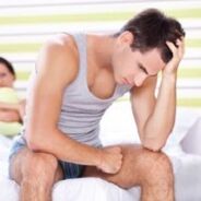 Un homme est bouleversé par une décharge pathologique lorsqu'il est excité
